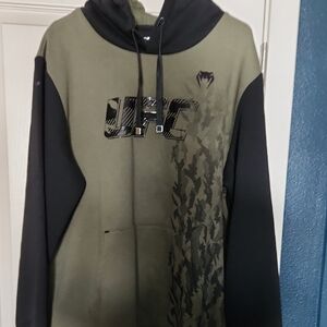 UFC Green and Black Sweatshirt with Bold Graphic Design